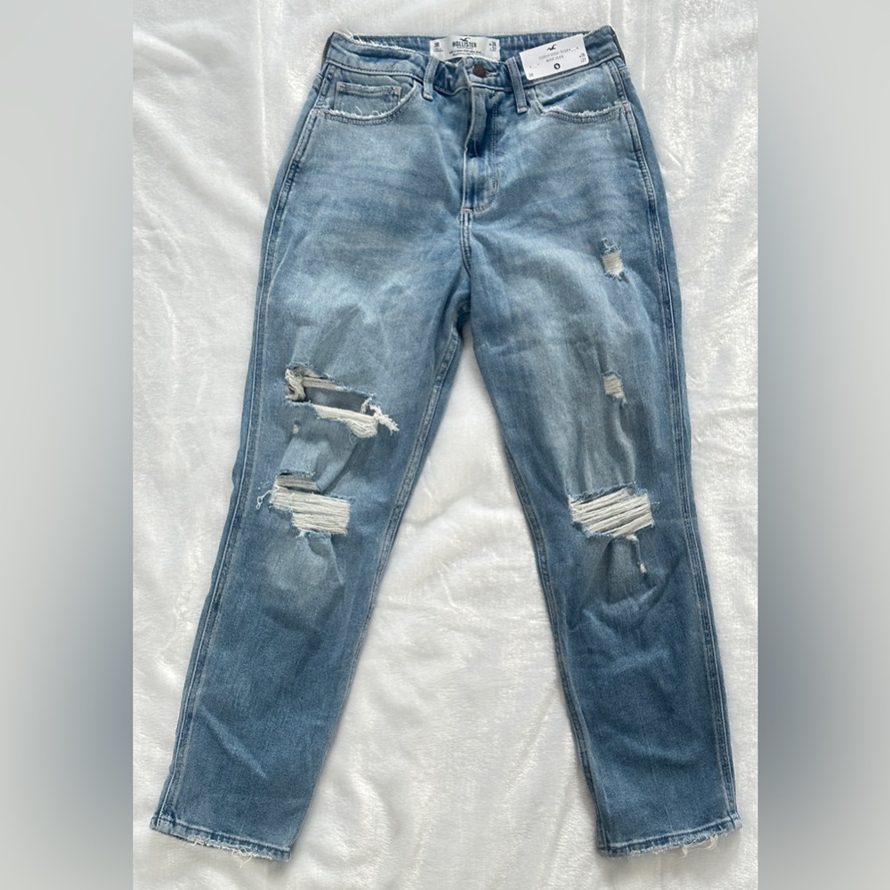 NWT Hollister High-Rise JEANS Ripped Denim Womens juniors SIZE 3 Reg Stretch